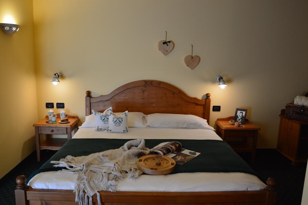 Hotel Garni Carpe Diem Vigo di Fassa Pokój zdjęcie